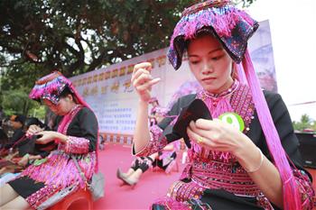 海南黎苗同胞喜迎&ldquo;三月三&rdquo;